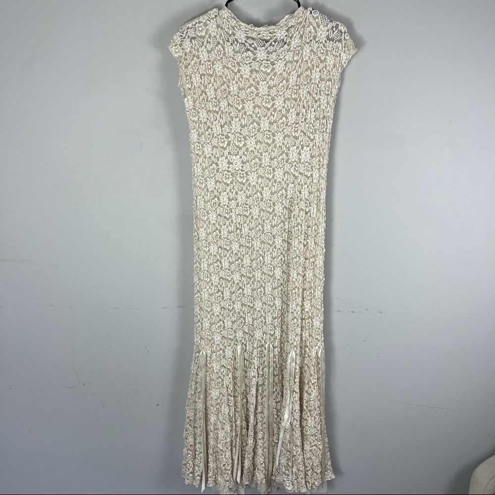 Linda Lundstrom ruffle vintage midi dress cream - Picture 7 of 7
